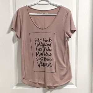 👓3 for $25👓 Hollister size L scoop neck tee
